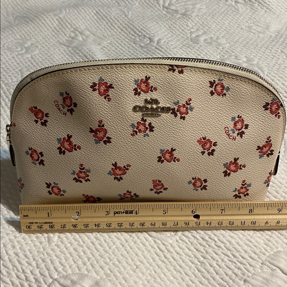 Coach Cosmetic Bag - Picture 3 of 12